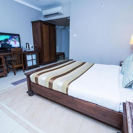 Hotel Le Cypress Bareilly Luaran gambar