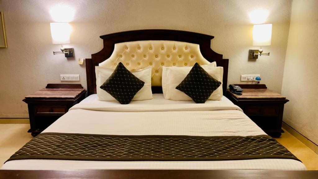 Hotel Le Cypress Bareilly Luaran gambar